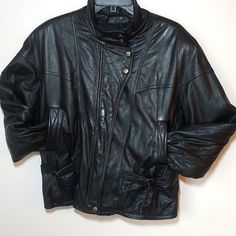 Vintage Wilson's Leather Jacket Woman's Size L Coats Vintage, Wilsons Leather Jacket, Leather Jackets, Jackets & Coats, Jackets For Women, Leather Jacket, Womens Sizes, Leather, Women Shopping