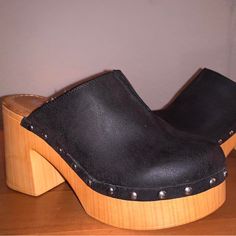 Got These Lightweight, Cute Clogs From Nordstrom Rack (Brand Is Mia) Forever Ago And Never Worn Them Because They Were Too Big And It Was Final Sale Reallly Fun And In Perfect Condition. Nwt Smoke Free And Pet Free Home, Offers Accepted, No Returns Or Refunds. #70s #Clogs #Platform #Nordstrom #Vintage Trendy Black Clogs For Fall, Trendy Black Fall Clogs, Black Platform Clogs For Fall, Casual Closed Toe Clogs With Rubber Heel Cap, Retro Platform Clogs With Round Toe, Retro Style Platform Clogs With Round Toe, Casual Fall Mules With Wooden Heel, Retro Brown Mules With Round Toe, Retro Mules With Wooden Heel And Round Toe