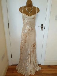 Vintage Champagne Floral Prom Dress Mermaid Birthday Outfits Vintage Monsoon Dress, Prom Dresses Floral Vintage, Floral Prom Dress Aesthetic, Delicate Prom Dress, Vintage Grad Dress, Vintage Inspired Prom Dresses, Interesting Prom Dresses, Summer Prom Outfit, Nature Prom Dress