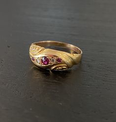 Pinkish Red, Etsy Gold Ring, 18k Gold Ring, Ruby Rose, Multi Stone Ring, Vintage Ring, Vintage Pieces, Rose Cut Diamond, Indian Jewellery