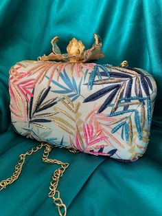 Fashion handbag / clutch . Gold plated hardwire. Crystal work. hand embroidery and gold plated hard wire. Crystal Work, Clutch Black, Women Handbag, Clutch Handbag, Fashion Handbags, Hand Embroidery, Women Handbags, Gold Plate, Crown Jewelry