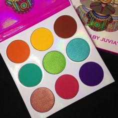 Juvia Makeup, Turquoise Eyeshadow, Eye Pallet, Aesthetics Makeup, Wallpaper Backgrounds Pc, Bold Eyeshadow Looks, Makeup Starter Kit