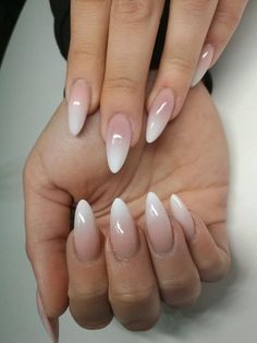 Ambre Nails, Almond Nails French, Natural Looking Nails, Nagel Tips, Basic Nails, Almond Nails Designs, Almond Nail, Nail Polishes