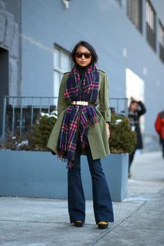 Margaret Zhang - HarpersBAZAAR.com How To Wear Belts, Margaret Zhang, Scarf Trends, New York Fashion Week Street Style, Nyfw Street Style, Fashion Friday, Looks Street Style, Autumn Street Style, How To Wear Scarves