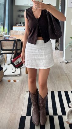 Texas Summer Outfits, Outfits Stockholm, Cute Outfits Casual, Texas Summer, Outfits Baddie, Spring Ootd, Western Style Outfits, Stockholm Style