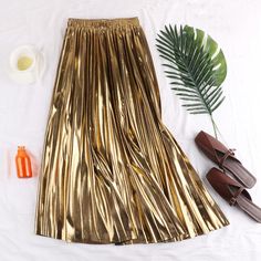 High Waist Black Silver Gold Pleated Midi Skirt Mode Boho, Pleated Maxi Skirt, Half Skirt, Korean Fashion Trends, Pleated Maxi, Women Midi, Pleated Midi Skirt, How To Dye Fabric, Casual Skirt