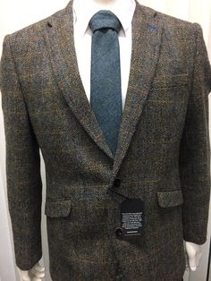 "Gents Brown/Green \"Sumburgh\" Harris Tweed Sports Jacket with Harris & Lewis Gold lining. Sizes 42R & 44R available. Made in Scotland." Fall Herringbone Tweed Jacket With Suit Collar, Tweed Outerwear With Herringbone Pattern And Suit Collar, Winter Tweed Jacket With Herringbone Pattern And Notch Lapel, Tailored Tweed Jacket With Lapel Collar, Winter Tweed Jacket With Suit Collar, Fall Tweed Suits With Lapel Collar, Winter Tweed Suits With Lapel Collar, Tweed Suits With Lapel Collar For Winter, Single Breasted Tweed Jacket With Lapel Collar