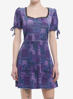 Make room in your closet for a new whimsical piece! This blue and purple velvet dress features an allover paisley patchwork design. Comes with puff sleeves with tie detailing  plus lace trimming at the neckline.95% polyester; 5% elastaneWash cold; dry flatStretchy materialLength: 33''ImportedListed in junior sizesModel is 5'10''Model wears size Small Patchwork Velvet, Social Collision, Purple Velvet Dress, Hot Topic Dresses, 2024 Wishlist, Blue Velvet Dress, Social Dresses, Fashion Goals, Purple Outfits