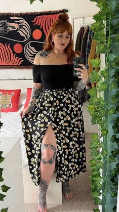 Plus Size Outfits Long Skirt, Mid Size Easter Outfit, Size 16 Outfit Ideas, Fairycore Plus Size Outfit, Whimsigoth Summer Outfits Plus Size, Plus Size Edgy Outfits Summer, Alt Spring Outfits Midsize, Alternative Sundress, Plus Size Summer Goth