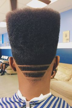 NO AESTHETIC V Shaped Haircut, Tapered Haircut, Hair Afro, Fade Styles, Black Men Hairstyles, Taper Fade