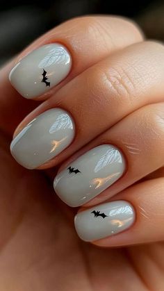 Halloween Nails Silhouette, Light Color Halloween Nails, Fall Nails With Pearls, Neutral Nails Halloween, Muted Halloween Nails, Rounded Halloween Nails, Subtle Halloween Nail Designs, Simple Chic Halloween Nails, Halloween Nail Sticker Designs