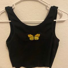 Never Worn Brand New No Damage Black Cotton Crop Top For Spring, Check Crop Top, Butterfly Crop Top, Animal Print Crop Tops, Sparkly Crop Tops, Hollister Crop Tops, Rose Tank Top, Nike Crop Top, Orange Crop Top