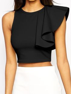 Casual Blouses, Gaun Fashion, Tank Top Outfits, Ruffle Crop Top, Black Women Fashion, Crop Blouse, Black Crop, Metropolis, Latest Fashion For Women