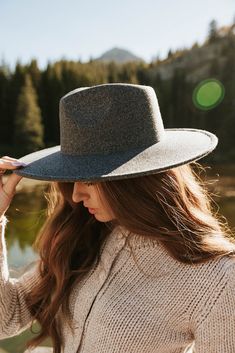 Sierra Hat-Charcoal Winter Flat Brim Boater Hat, Solid Flat Brim Felt Hat For Winter, Fall Felt Hat With Flat Crown, Fall Boater Hat With Brim, Fall Solid Color Brimmed Boater Hat, Fitted Everyday Fall Hats, Fall Flat Crown Felt Hat, Everyday Fedora Hat For Fall, Everyday Brimmed Hat For Fall