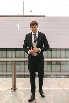 Wedding Morning Suits, Formal Wedding Attire, Bleached Tips, Morning Suits, Classy Wedding Dress, Wedding Suits Groom, August Wedding, Groomsmen Suits, Groom Outfit