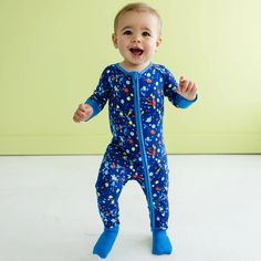 Designed for better sleep and cozy snuggles, our Zippy is a one-piece zipper pajama made from the softest custom-milled Lunaluxe™ bamboo viscose. We've added thoughtful touches to our zipper pajamas like fold-over feet & mittens, and a 2-way zipper, and made them tagless so they won’t irritate your baby or toddler’s skin. A Little Sleepies bestselling style, parents love them as much as their littles! Baby Pjs, Little Sleepies, Kids Pjs, Bamboo Pajamas, Wool Dryer Balls, Pink Paint, Boy Accessories