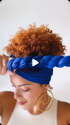 Jessica Morrobel | NYC Content Creator on Instagram: "Have you tried this head wrap style? It's one of my favorite curly hair looks! 🫶🏼  . . . . . . . . . . . . . . . . . . . #berrycurly #teamnaturalhair  #naturallycurly #curlyhairjourney #curlyhairmethod #curlscurlscurls #curlynaturalhair #naturalcurlyhair #embraceyourcurls #curlycommunity #curlyhaircommunity" Natural Hair Wrap Styles, Headwrap Styles Black Women, Head Scarf Styles With Braids, African Head Wraps Tutorial, Medium Length Curls, African Hair Wrap, Head Scarf Tying