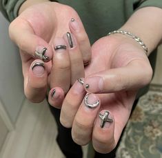 Pierced Nails Acrylic, Piercing Nails, Construction Nails, Hello Nails, Punk Nails, Studded Nails, Basic Nails