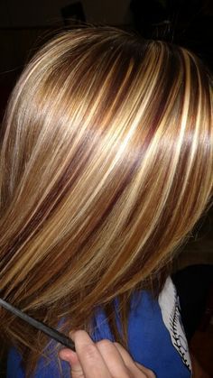 Autumn Haircolor, Blonde And Brown Hair, Hair Highlights And Lowlights, Brown Hair With Blonde Highlights, Caramel Highlights, Hair Color Shades, Blonde Hair With Highlights, Hair Color Highlights, Brown Blonde Hair