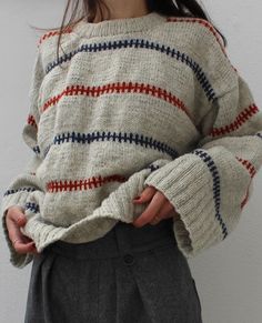 sweater winter cool cold girl moda style 2023 2024 happy new year Oversized Cardigan Pattern, Trouser Pattern, Casual Outfit Inspiration, Knit Outfit, Mode Inspiration, Winter Sweaters, Knitting Inspiration, Art Clothes