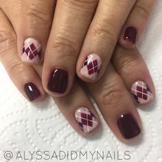 Check Nail Art Designs, Fall Nails 2023 Plaid, Argyle Nails Designs, Burgundy Nails With Plaid, Fall Nails With Plaid Design, Fall Nail Designs Plaid, Argyle Nails Fall, Burgundy Plaid Nails, Plaid Nails Red