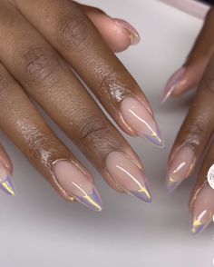 Simple Nail Designs Nude Colors, Gold Specks Nails, Stiletto Nails Classy, Milk Chrome Nails, Ombré Almond Nails, Cottage Nails, Round Nail Ideas, Chic Nail Designs