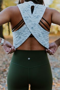 Pinterest// @Olivia538✖️ Weekly Workout Routines, Fitness Outfits, Cute Workout Outfits, Lululemon Align Pant, Gym Outfits, Workout Attire, Lulu Lemon, Athleisure Outfits, Workout Outfit