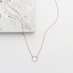 via @vraiandoro on Instagram http://ift.tt/1NPmcoF Gold Circle Necklace, Women's Jewelry And Accessories, Circle Necklace, Rose Gold Jewelry, Diy Schmuck, Jewelry Holder, Ruby Ring