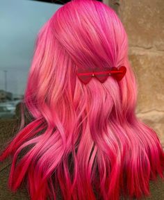 Pink And Red Hair Dye, Starry Hairstyles, Shades Of Pink Hair, Pink Red Hair, Color Melting Hair, Lush Hair, Witch Hair, Pink Hair Dye