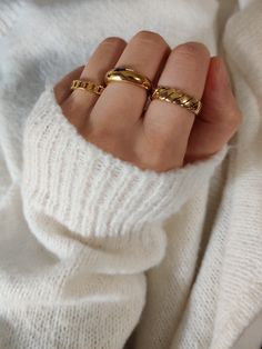 Four gold rings of around 5 mm are very suitable for daily wear! You don't need to take it off when you wash your hands or take a shower. Those four gold rings are waterproof. ♥ SIGN UP for 10% OFF your first order: https://bit.ly/3olIlWf ♥ DETAILS - Materials: Stainless steel, 18k gold plating. - Nickel-free, anti-corrosion, tarnish-resistant, and hypoallergenic. - Safe for sensitive skin. - Waterproof: you can wear it while taking a shower or washing your hands. ♥ STYLE: ⇨ A-Rome Style: Width: Non Tarnish Rings, Daily Wear Rings, Basic Rings, Rome Style, Beautiful Gold Rings, Daily Nails, Ring Finger Tattoos, Rings Aesthetic, Aesthetic Rings