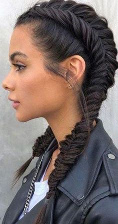 Best Braid Styles, Hairstyle Hacks, Teenage Hairstyles, Gorgeous Braids, Fishtail Braid, Teen Hairstyles, Pixie Hairstyles