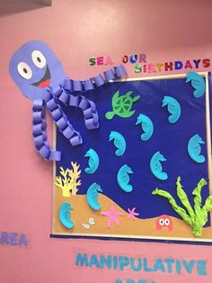 a bulletin board decorated with sea animals and under the sea theme for kids'birthdays