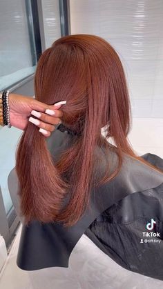 #follow #haircolor #hair #hairstyles #hairgoals #beautyblog #blogging #blogger #blog Auburn Formula, Cooper Brown Hair Colour, Auburn And Blonde Hair, Copper Red Hair Dye, Ginger Copper Hair, Haircut Trim, Grey Hair Colour, Cooper Hair