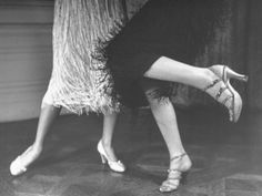 Charleston Dancer, 1920s Dance, Charleston Dance, Flapper Girls, Style Année 20, 1920s Shoes, Roaring 1920s