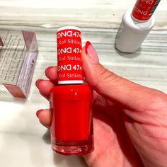 I Already Have This Combo And Bought A 2nd One By Accident. Brand New, Never Used. Gel And Matching Polish. Classic Bright Red. Red Nails Dnd Gel, Red Dnd Gel Polish Colors, Dnd Red Gel Polish, Dnd Makeup, Dnd Nails, Ny Nails