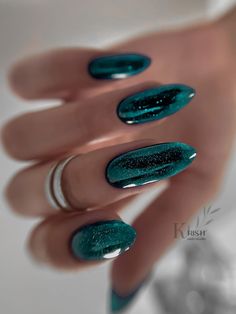 Dark Glittery Nails, Petrol Nails, Trendy Nails Green, Teal Nail Designs, Emerald Nails, Teal Nails, Milky Nails, Spring Nail Designs, Green Nail