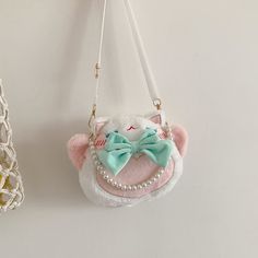 These cute cat pearl plush bags are must-have for any little one with kawaii goodies to stash! Choose the style to suit your personal kawaii style. Size:21cm*5cm*18cm Kawaii Outfit Ideas, Y2k Necklace, Y2k Party, 90s Fashion Grunge, Fairytale Fashion, Baby Tees Y2k, Plush Bags, Y2k Baby Tee, Kawaii Style