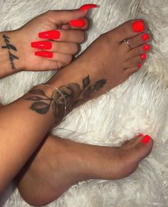 Acrylic Toe Nails, Acrylic Toes, Toe Nail Color, Pretty Toe Nails, Cute Toe Nails, Summer Toe Nails, Cute Toes, Summer Acrylic Nails, Pedicure Nail Art