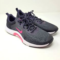 Nike Running Shoes New In Box Women's Size 11 @Boyds_boutique U# Nike Running Shoes With Speckled Midsole, Pink Low-top Running Shoes For Workout, Pink Low-top Sneakers For Workout, Shoes Nike Black, Nike Jordans Women, Nike Golf Shoes, Nike Air Max Excee, Nike Running Shoes, Nike Waffle