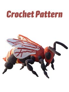 a knitted bee with the words crochet pattern on it's back