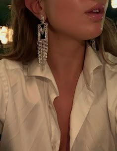 Classy Instagram Pictures, Classy Luxury Aesthetic, Glam Girl Aesthetic, Expensive Girl Aesthetic, Estilo Blair Waldorf, Rich Aesthetic, Fest Outfits, Rich Girl Aesthetic, Serena Van Der Woodsen