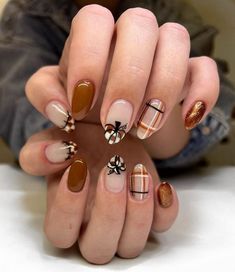 Thanksgiving Nails Short Square, Fall Luminary Nails, Neutral Design Nails, Fall Nails With Pumpkins, Square Fall Nail Designs, Halloween Nail Designs Acrylic, Harvest Nails, Fall Pumpkin Nails, Fall Themed Nails