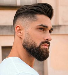 Haircuts With Beards, Beard And Haircut, Hairstyles For Men With Beards, Mens Beard Styles Short, Fade Haircuts For Men, Men With Beards