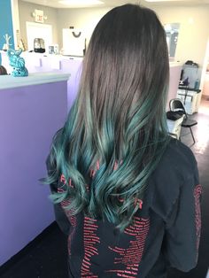 Teal Hair Dye On Brown Hair, Brown Teal Hair, Light Brown Hair With Teal Highlights, Brown Hair With Teal Underneath, Teal Tips Hair, Teal And Brown Hair, Brown And Teal Hair, Teal Highlights In Brown Hair, Highlights In Light Brown Hair