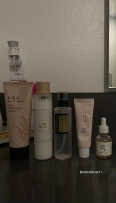 Korean Skincare Aesthetic, Retinol Products, Skincare For Sensitive Skin