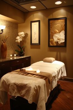 13+ Facial Room Ideas: Design Solutions to Maximize Space in a Compact Treatment Area - DreamyHomeStyle Small Facial Room, Paris Spa, Spa Space, Room Ideas Design