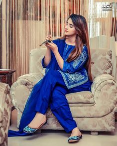 Sehar Hayyat, Alishbah Anjum, Pakistani Beauty, Pakistan Dress, Musical Artist, Dps For Girls, Latest Dress Design, Pakistani Wedding Outfits, Afghan Fashion