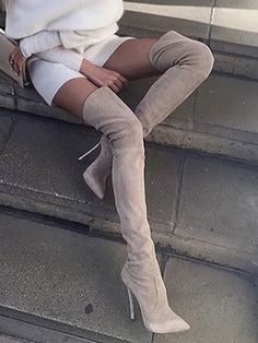 Knee High Stiletto Boots, Knee Boots Outfit, Thigh Boot, Stiletto Boots, Classy Casual, Heels Boots, Outfit Casual, Boots Outfit, Thigh High Boots