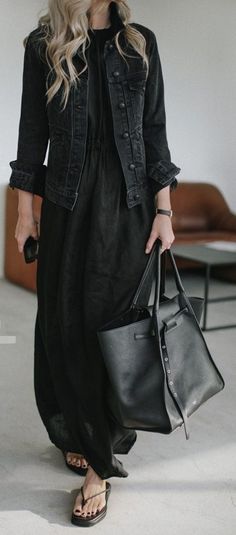 Mode Edgy, Stil Rock, Rok Midi, Sandal Tali, Look Boho Chic, Home Wear Women, Home Wear Women Pajamas, Home Wear Women Casual, Homewear Fashion