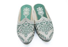 Moroccan wedding Moroccan slippers. The design is really gorgeous with stitched floral design. This decorated pair of Moroccan Babouche women shoes was created for wear at a special occasion, such as a wedding, Moroccan party, indoor home, ... They are made of leather, with hand embroidered patterns, amazing gift bridal slippers.  Hurry, take advantage of our best offers ever: 🌟 Buy 2 item And Get 10 % OFF 🌟 Your discount Apply Automatically at Checkout 🌟 Buy 3 item And Get 15 % OFF 🌟 Your discount Apply Automatically at Checkout 🌟 Buy 4 item and Get 20 % OFF 🌟 Your discount Apply Automatically at Checkout 🌟 Buy 5 item and Get 25 % OFF 🌟 Your discount Apply Automatically at Checkout 🌟 Buy 6 item and Get 30 % OFF 🌟 Your discount Apply Automatically at Checkout 🌟 Buy 7 item and Ge Traditional Formal Slip-on Slippers, Traditional Closed Toe Mules For Festive Occasions, Traditional Embroidered Mules, Traditional Round Toe Slippers For Spring, Traditional Flat Slippers For Spring, Traditional Embroidered Round Toe Slippers, Elegant Slip-on Wedding Shoes With Handwork, Elegant Embroidered Slip-on Wedding Shoes, Elegant Handwork Slip-on Wedding Shoes